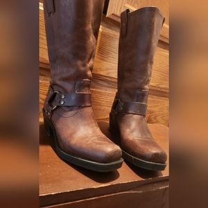 Rustic harness boots